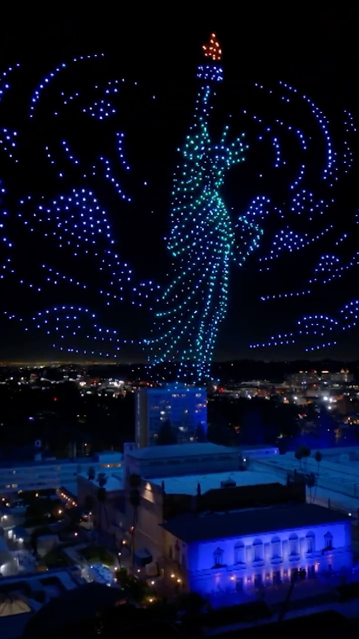 Unbelievable drone show ✨
